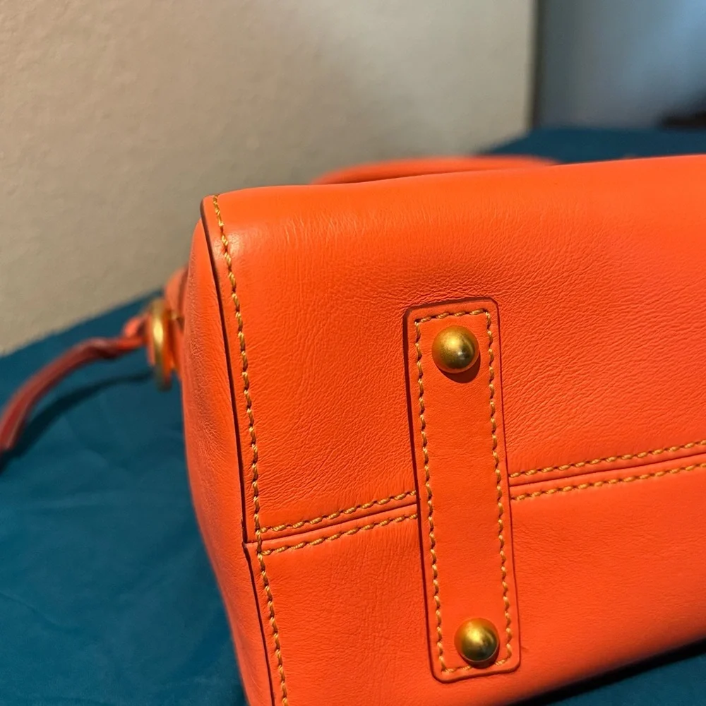 Dooney & Bourke Camden Salmon Florentine Italian Leather NWT  RARE! HTF - Picture 5 of 15